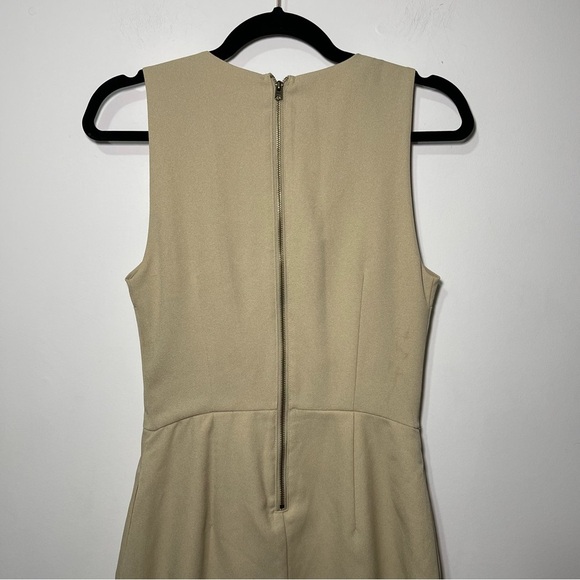 Abercombie & Fitch Women's Tan neutral V neck Sleeveless romper skort in size XS - Picture 7 of 7